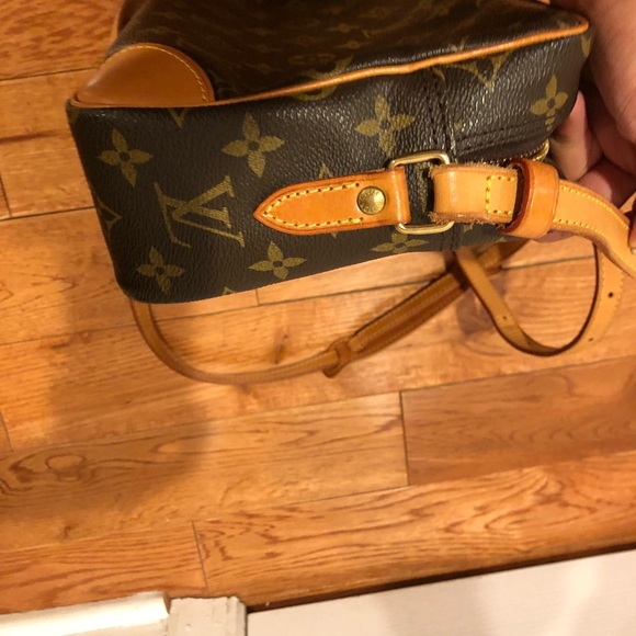 Louis Vuitton authentic Trocadero crossbody - Picture 7 of 8